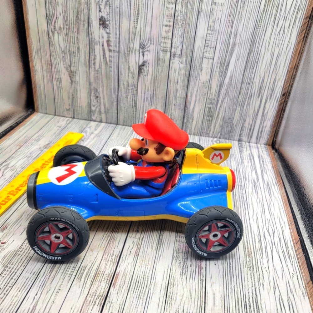 Mario Kart car with mario